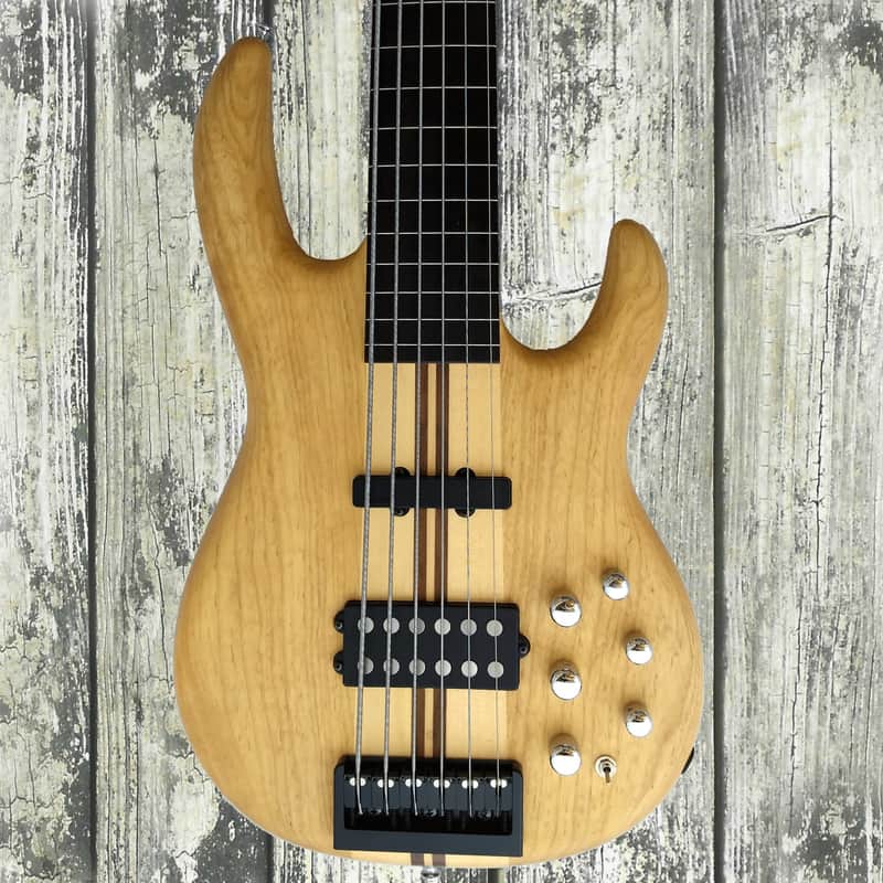 Carvin Custom 6 Fretless Bass Guitar - 6 String - 2002 - Natural image 1