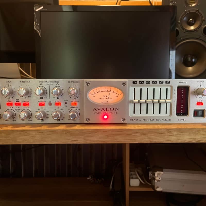 2000s Avalon VT-747SP Stereo Compressor / EQ Silver