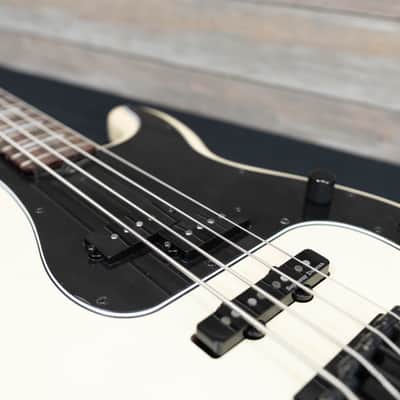 Fender Duff Mckagan Signature DLX P Bass Guitar - White Pearl (0853-SR) image 14