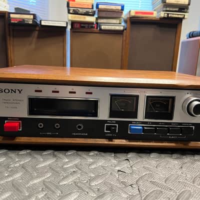 Sony TC-228 vintage 8 Track Tape  deck clean! Including manual image 1