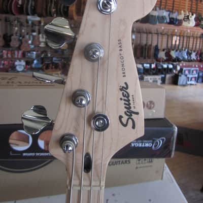 Fender Squier Sonic Bronco Electric Bass 4-String - Lime Green image 5