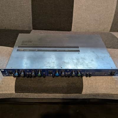 TL Audio C-2021 Indigo Series Dual Valve Compressor 2000s - Blue image 2