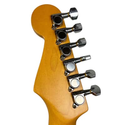 Fender Japan Stratocaster 1993-1994 - Candy Apple Red image 11