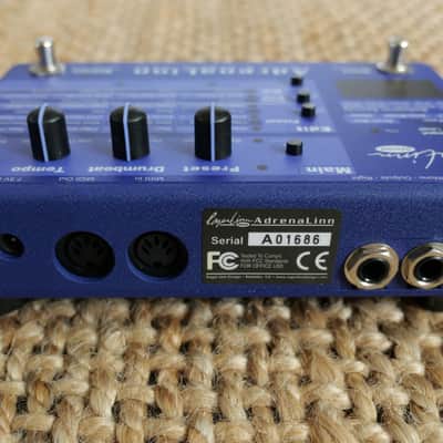 Roger Linn Adrenalinn mk 1 Guitar Effects Processor - Blue image 6