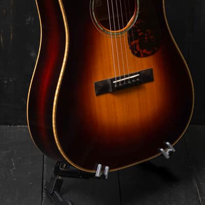 Larrivee SD-50 SH 2004 12-Fret Gloss Sunburst image 7