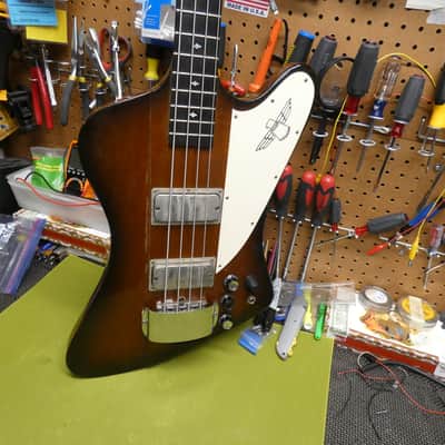 Gibson Custom Shop Thunderbird IV 1993 - Sunburst - Repaired and Modified image 3