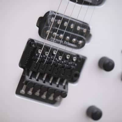 Jackson American Series Soloist™ SL3 - Platinum Pearl image 3
