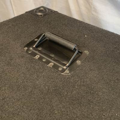 JBL SR4735A Early 2000 - Carpeting image 5