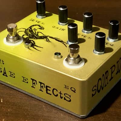 SAE Effects Scorpion - single band parametric EQ and fuzz dual effect pedal image 2