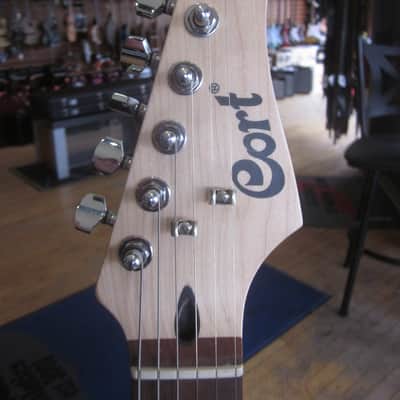Cort G Series G110 Double Cutaway Electric Guitar Open Pore Sunburst Bild 5