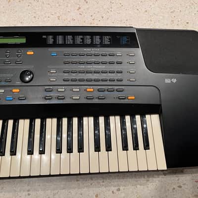 Roland E86 1996 image 3