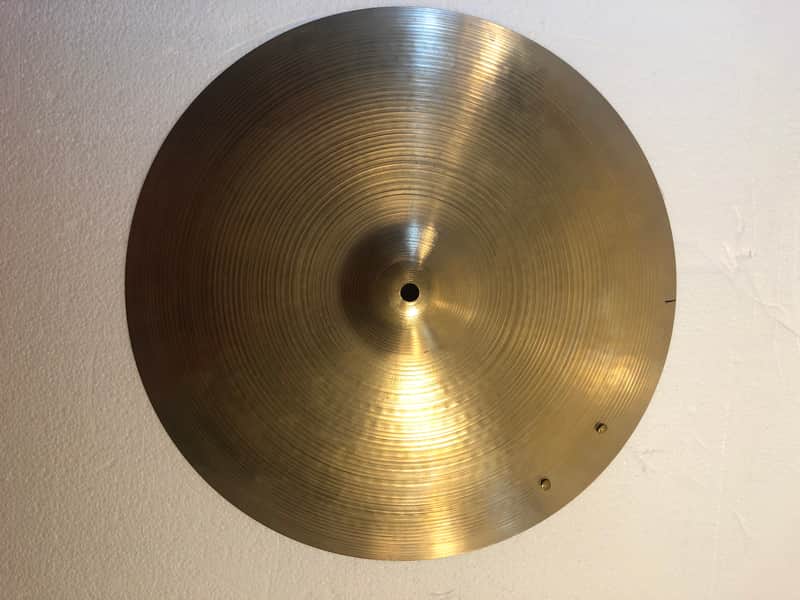Beautiful, light weight 16” Zildjian Avedis 1960’’s crash cymbal image 1