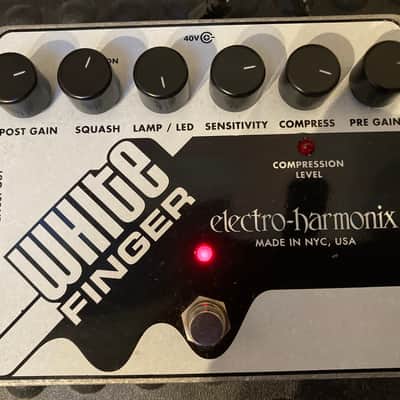 Electro-Harmonix White Finger Analog Optical Compressor 2012 - 2023 - White / Black image 1