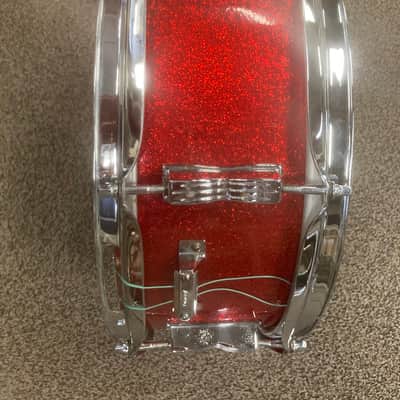 Ludwig No. 908 Jazz Festival 5x14" 8-Lug Snare Drum with Pointed Blue/Olive Badge 1969 - 1971 - Red Sparkle image 3