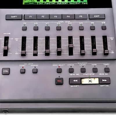 ROLAND MV30 - ESTACIÓN DE TRABAJO MUSICAL image 18