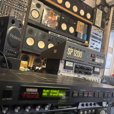 Yamaha TX81Z Rackmount FM Tone Generator Sound Module 1987 - 1988 Rack //ARMENS// image 3
