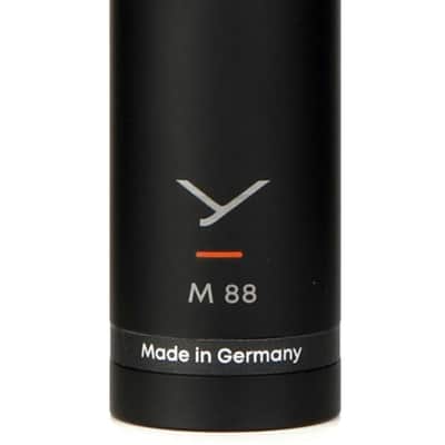 Beyerdynamic M 88 Dynamic Microphone - Hypercardioid image 1