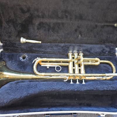 Selmer Bundy Brass Trumpet, USA, With Case | Reverb