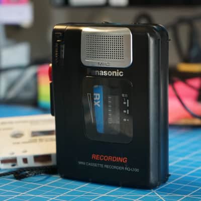 [Pro Serviced 🔥] Panasonic RQ-L100 Vintage Cassette Recorder Walkman image 2