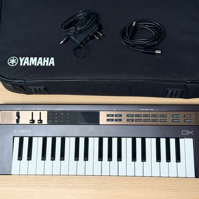 Yamaha Reface DX Keyboard Synth with Carrying Bag Case