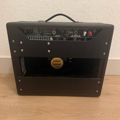 Fender '65 Princeton Reverb Reissue 12-Watt 1x10" Guitar Combo 2008 - Present - Black image 4