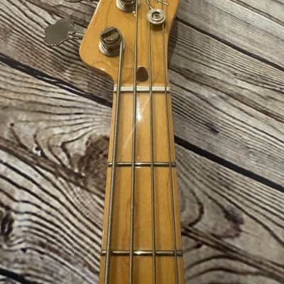 Fender Mike Dirnt Road Worn Artist Series Signature Precision Bass with Maple Fretboard 2015 - Present - White Blonde image 7