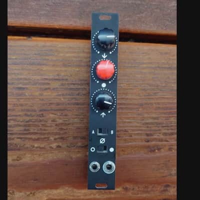 Antumbra DIST Eurorack distortion module image 1