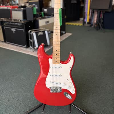 Fender Stratocaster MIM Mid 90s - Red image 1