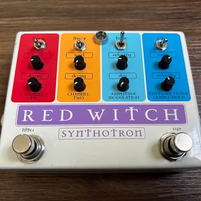 Red Witch Synthotron 2010s - Graphic image 1