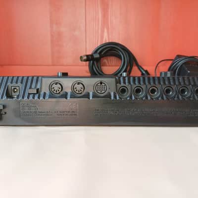 Roland GR-30 Guitar Synthesizer 1996 - 2000 - Black image 4