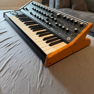 Moog Subsequent 37 Analog Synth 2017 - Present - Black image 1