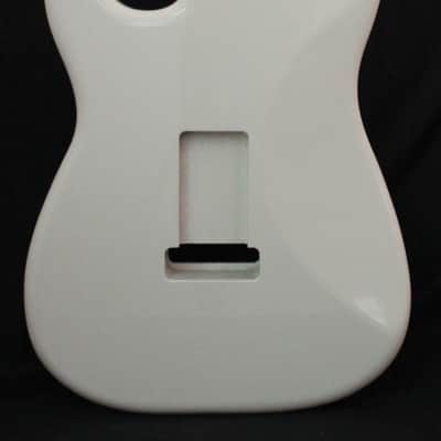 Stratocaster body Olympic White image 3