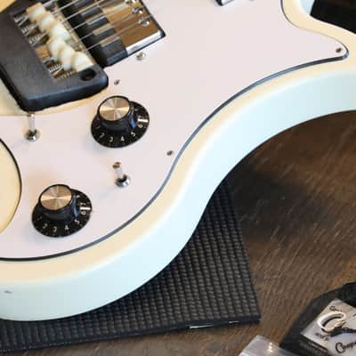 1970's Ovation Breadwinner Early Model w/ Side Jack Electric Guitar White + OHSC image 6