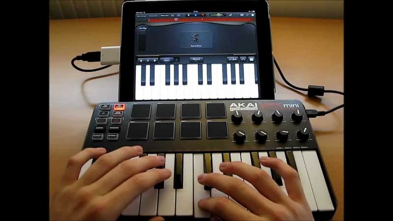 Akai Professional MPK Mini 25-Key Ultra-Portable usb MIDI Keyboard Controller image 1