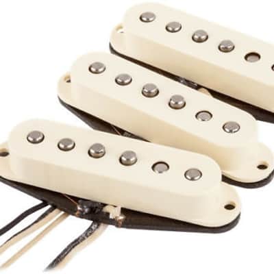 Genuine Fender Pure Vintage Original 57/62 White Stratocaster/Strat Pickups Set image 1