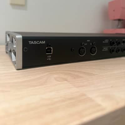 TASCAM US-16x08 USB Audio Interface Black image 4