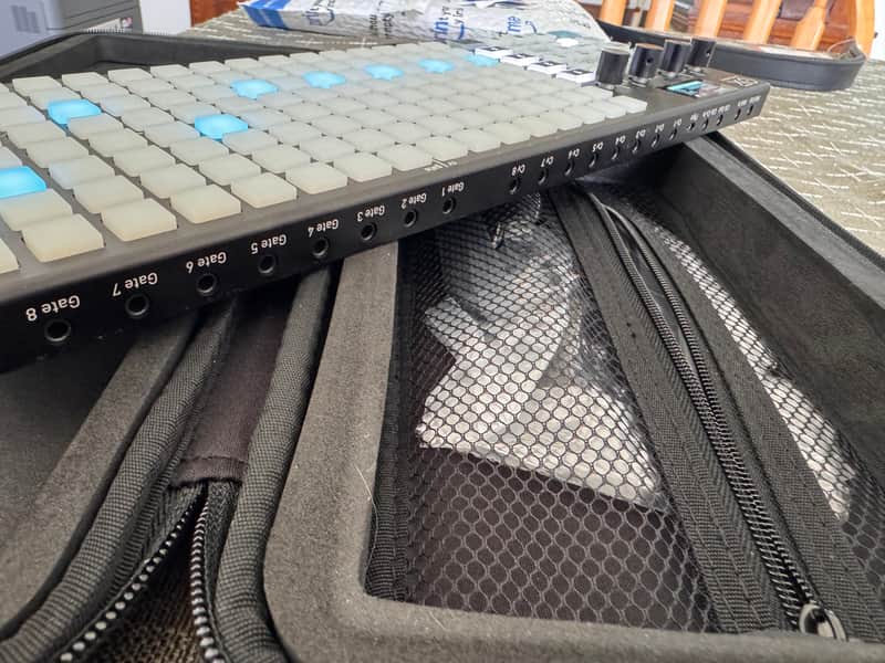 Oxi Instruments One MIDI / CV Sequencer 2023 - 2025 - Black image 1