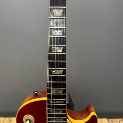 1974 Gibson Les Paul Deluxe Cherry Sunburst Solid Body Electric Guitar, image 2