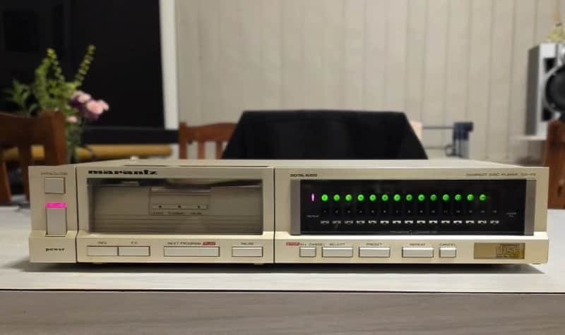 VINTAGE MARANTZ CD73 SINGLE COMPACT CD PLAYER/MADE IN JAPAN