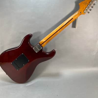 Squier Classic Vibe '70s Stratocaster HSS Electric Guitar - Walnut image 14