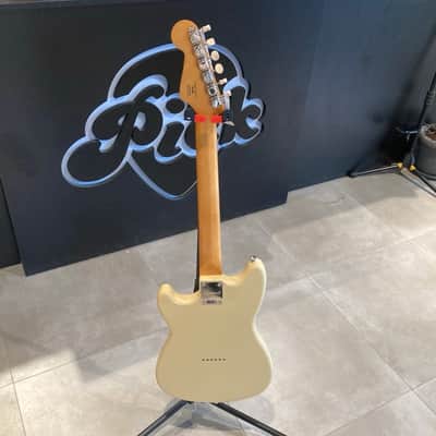 Squier Duosonic HS Desert Sand MN image 4