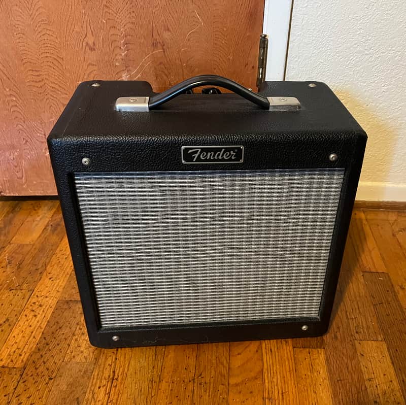 Fender Pro Junior 15-Watt 1x10" Guitar Combo 2002 - 2010 - Black image 1