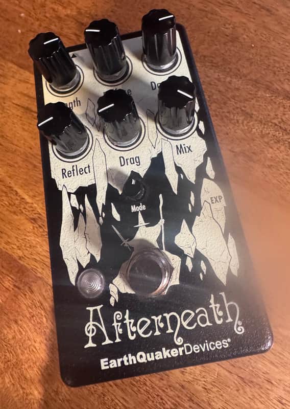 EarthQuaker Devices Afterneath v3