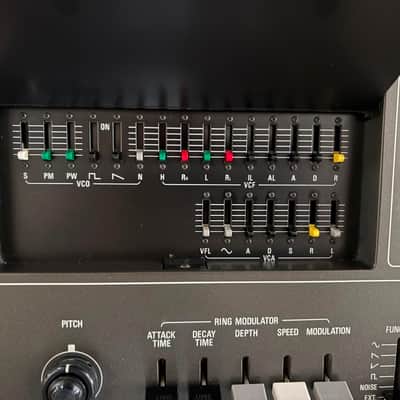 Yamaha CS-60 Polyphonic Synthesizer 1977 - Black image 8