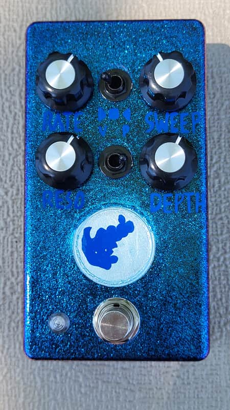 Handpainted Moon Phaser effects pedal image 1