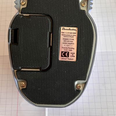 Danelectro Dan Echo 2000s - Lavender Excellent Condition in box image 7