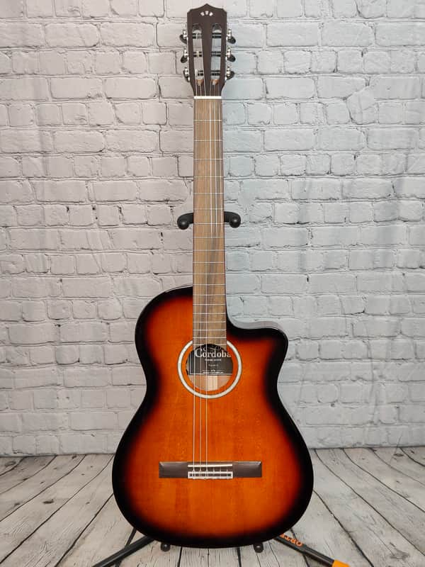 Cordoba Fusion 5 Classical with Electronics - Edge Burst image 1
