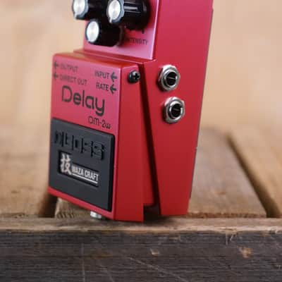 Boss DM-2W Waza Craft Analog Delay Made in Japan – Excellent Condition image 2
