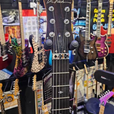 B.C. Rich Mockingbird Legecy ST w/ Floyd Rose 2026 - Honey Burst image 4