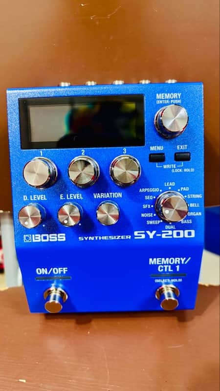 Boss SY-200